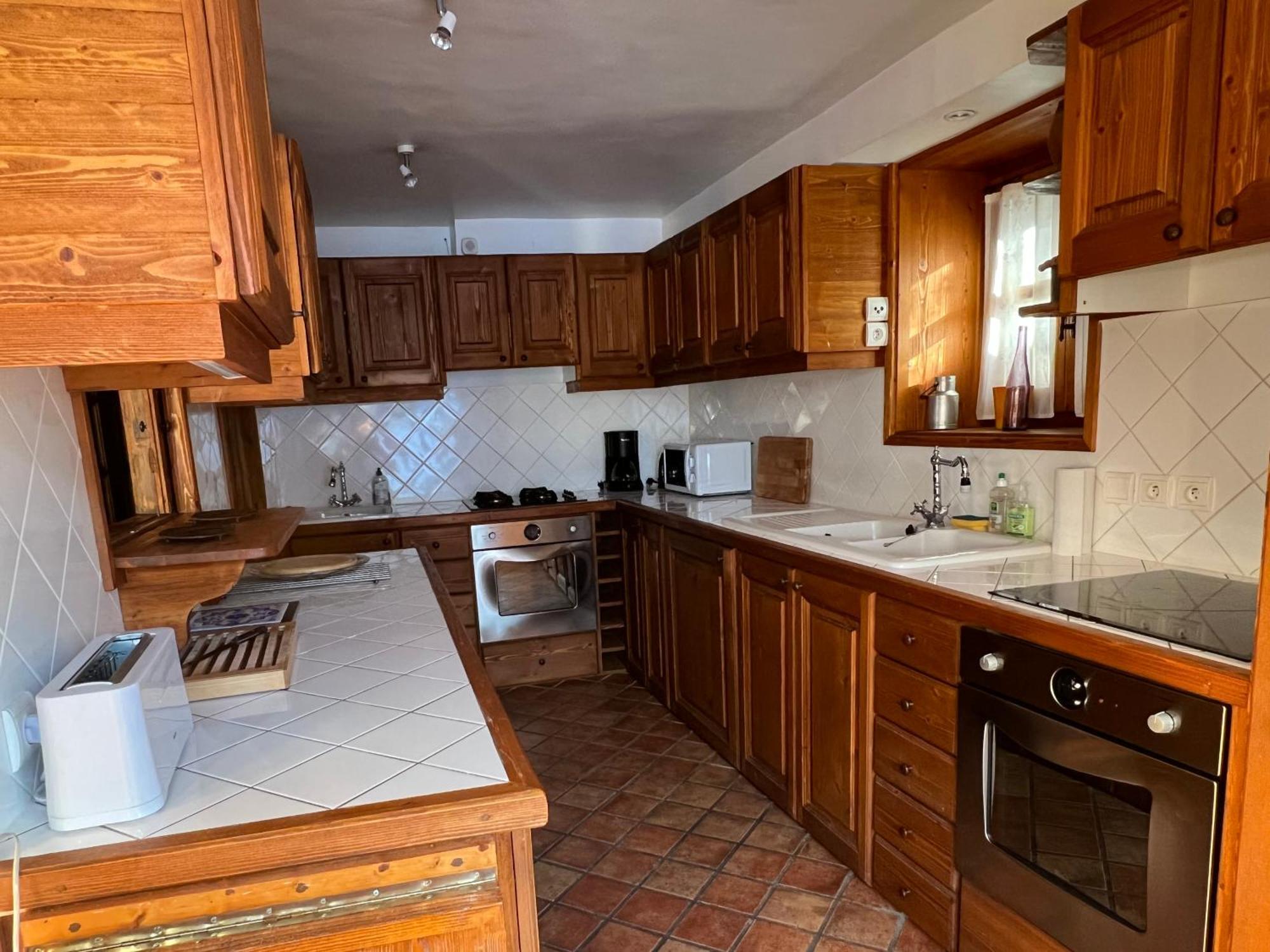 Altus Chalet