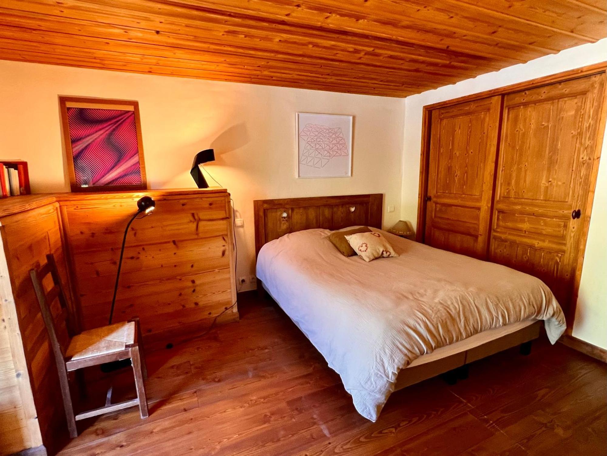 Altus Chalet *